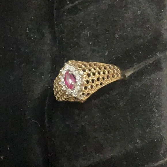 Estate Ring